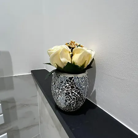 Le Colonne Di San Luca Genua