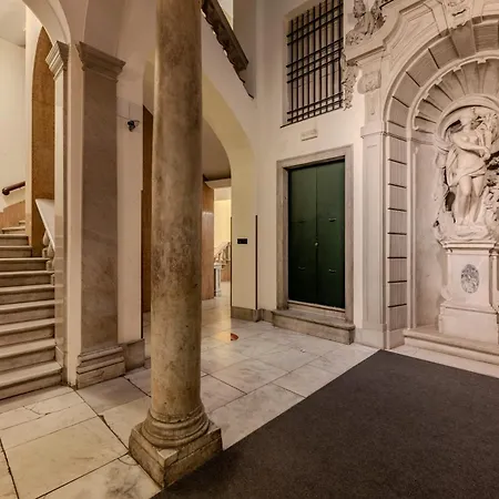 Le Colonne Di San Luca Πανσιόν