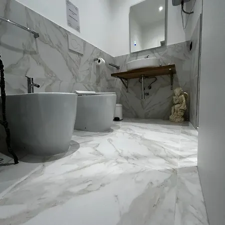 Le Colonne Di San Luca Pensión Génova