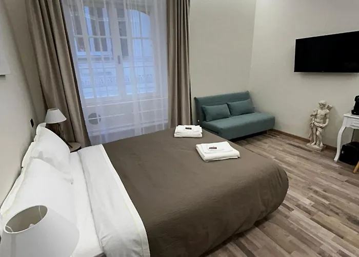 Le Colonne Di San Luca Penzion 4*